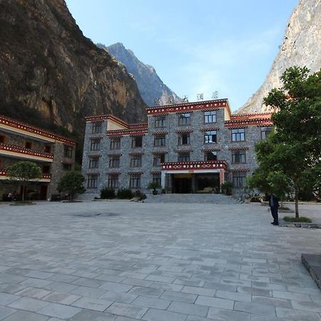 Shangri-La Balagezong Shuizhuang Hotel Exterior foto